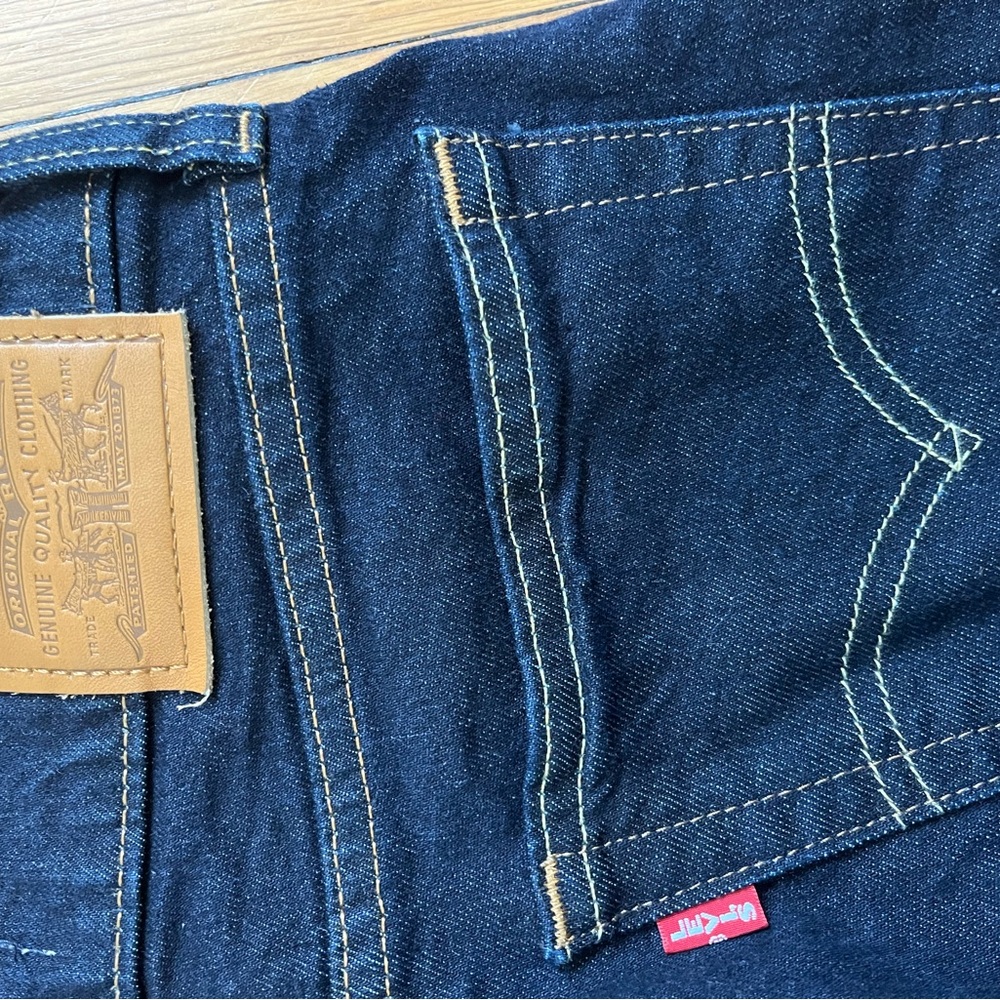 Levi’s 728 high rise wide leg 27/32 - Picture 3 of 5